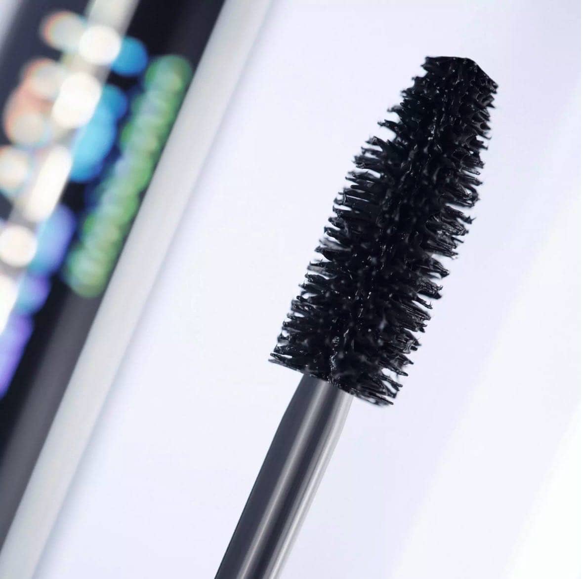 Тушь для ресниц объём и длина Hyper Lash Mascara, 010 Electric Black 4